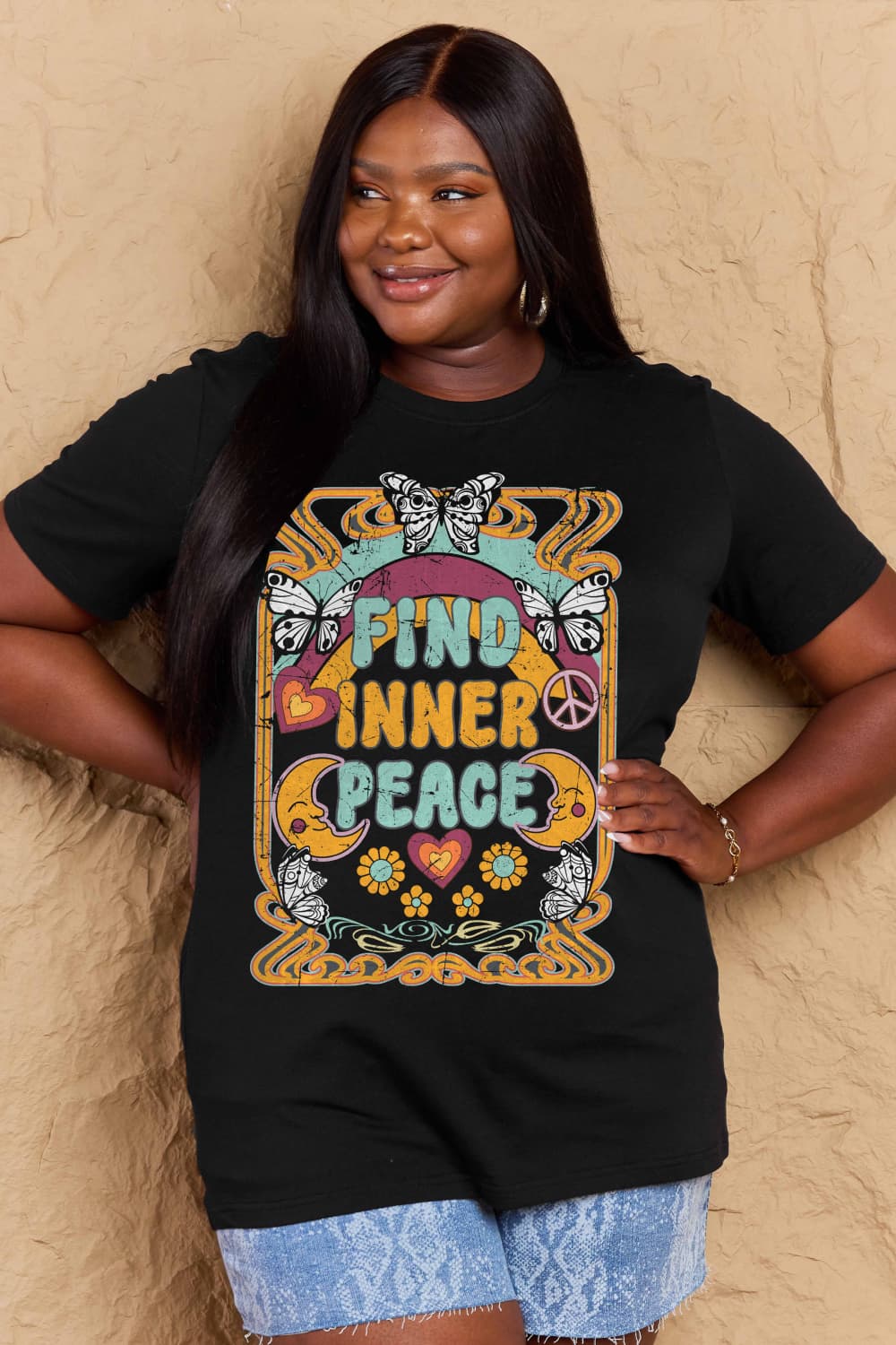 FIND INNER PEACE Graphic Tee