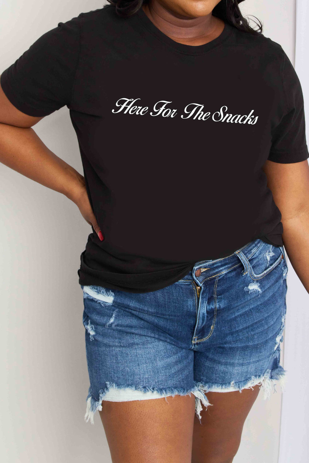 HERE FOR THE SNACKS Graphic Cotton T-Shirt