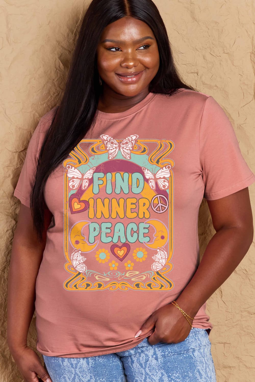 FIND INNER PEACE Graphic Tee