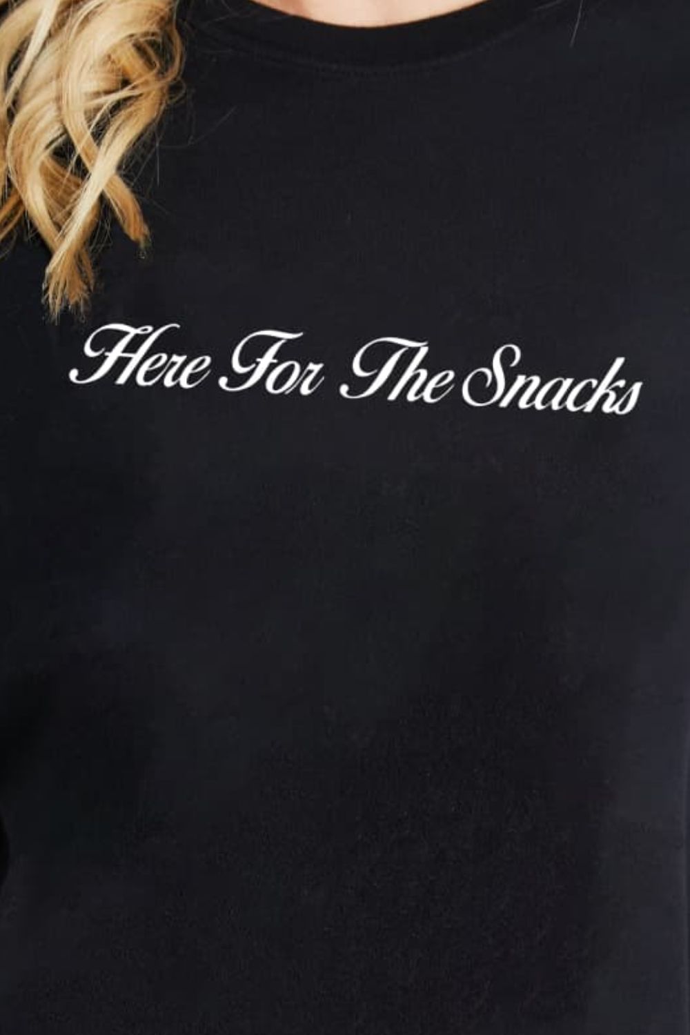 HERE FOR THE SNACKS Graphic Cotton T-Shirt