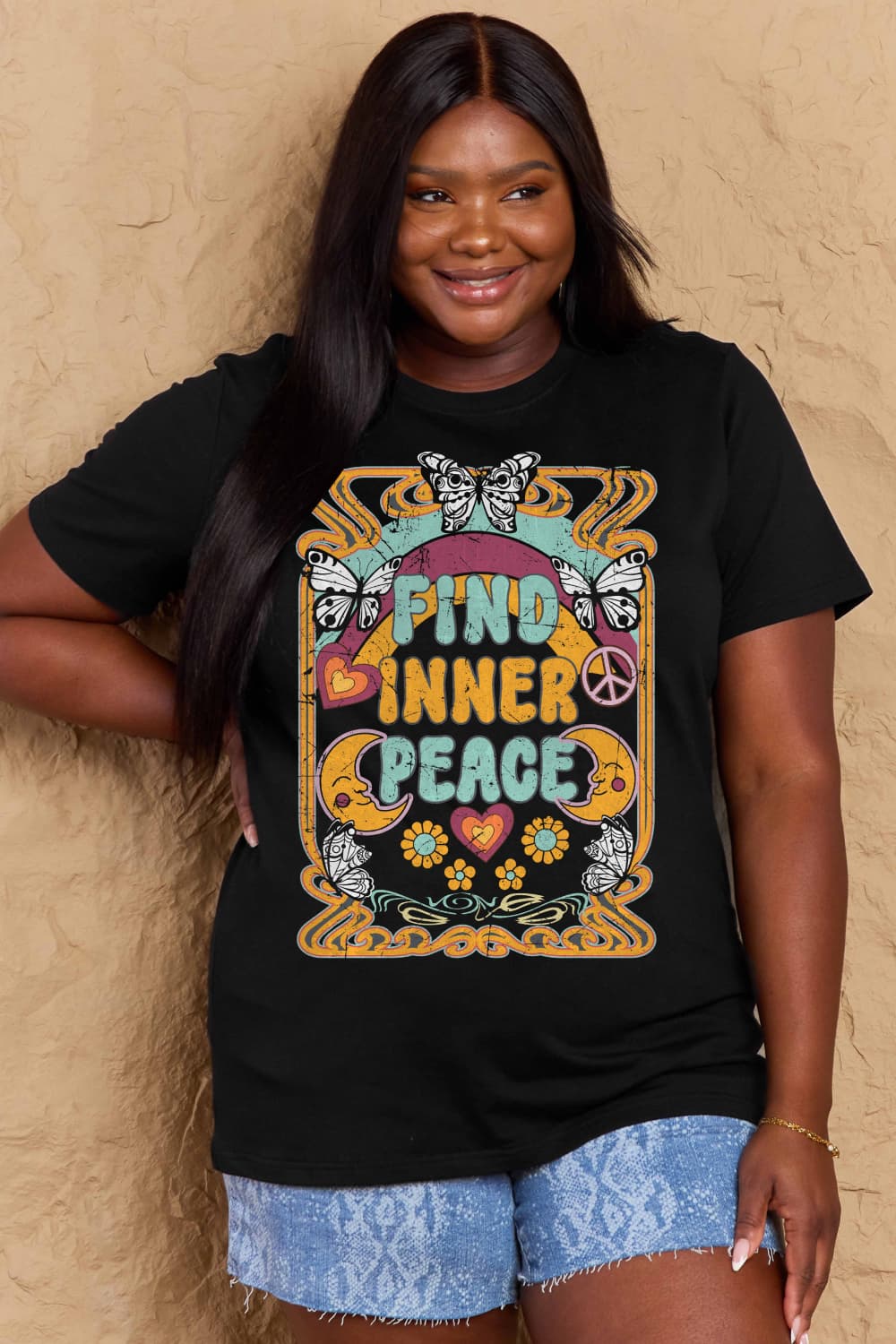 FIND INNER PEACE Graphic Tee